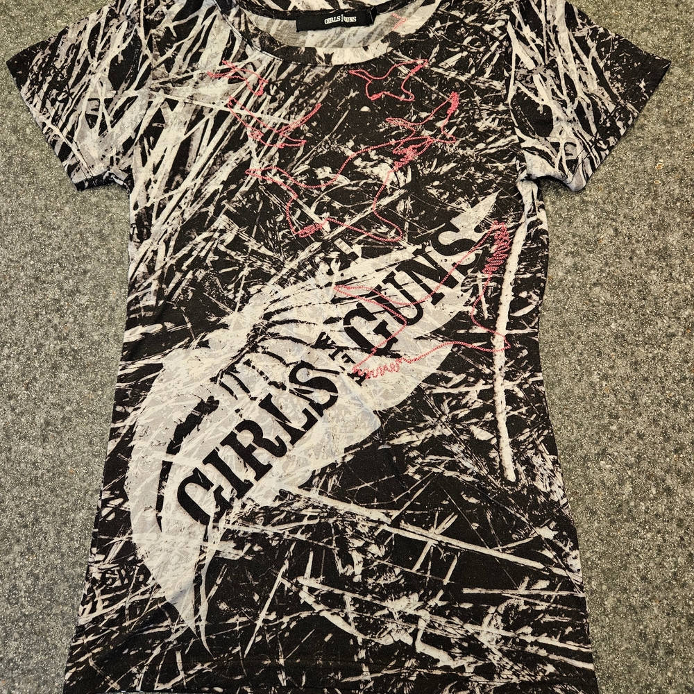 GWG Graphic T-Shirt with Bold Print and Embroidery
